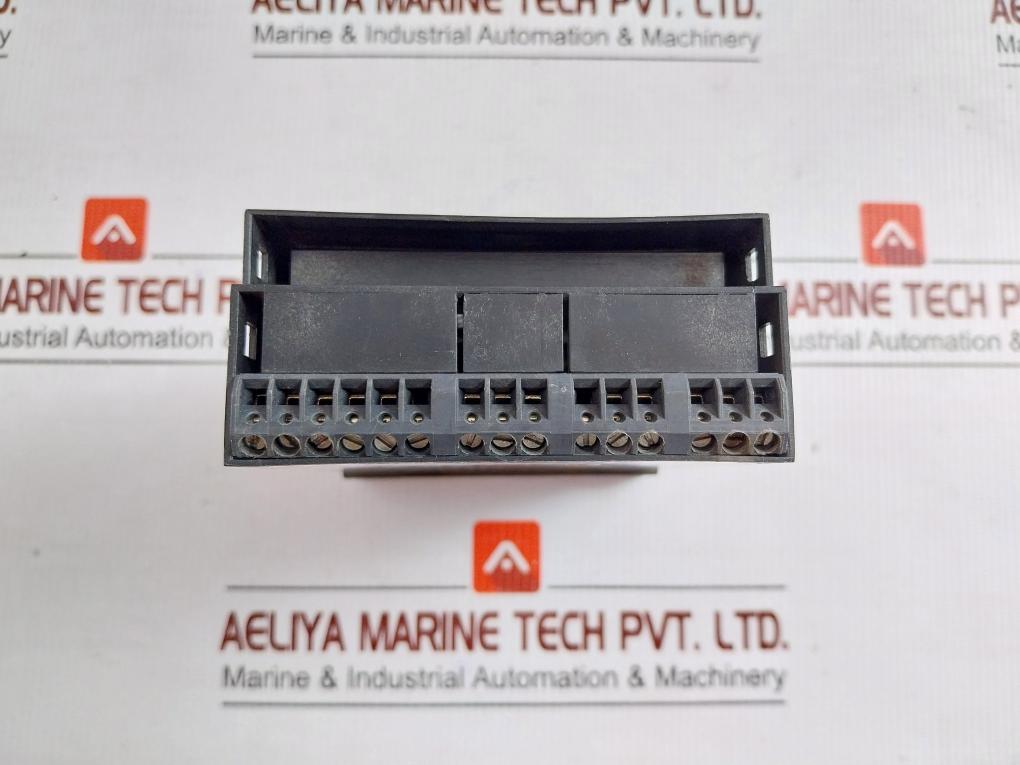 D280-112-0000E-000 Temperature Indicator Panel Pma