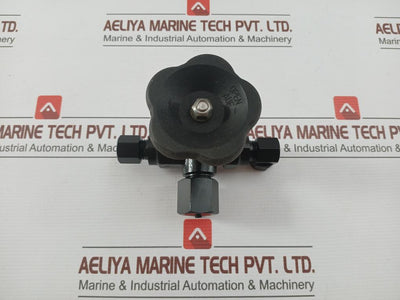 DN4-C228-Pressure-Gauge-Shut-off-Valve-PN400-210199-2