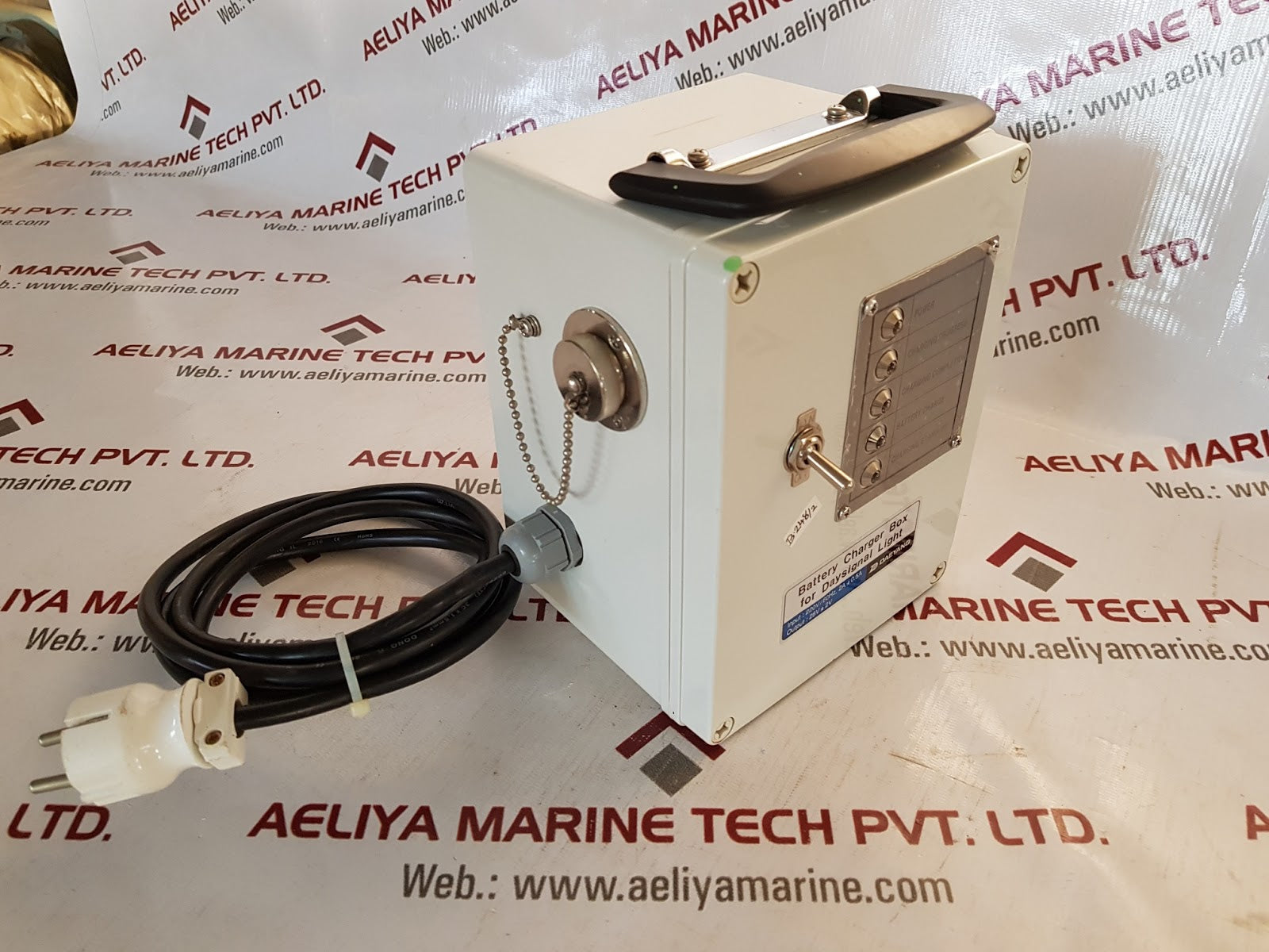 Daeyang Dds-84Abc Battery Charger Box F/ Daysignal Light