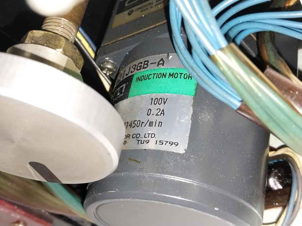 Daihatsu Md-9S Oil Mist Detector Ac100/220V 0.6A (Without Buzzer) (Not Working)