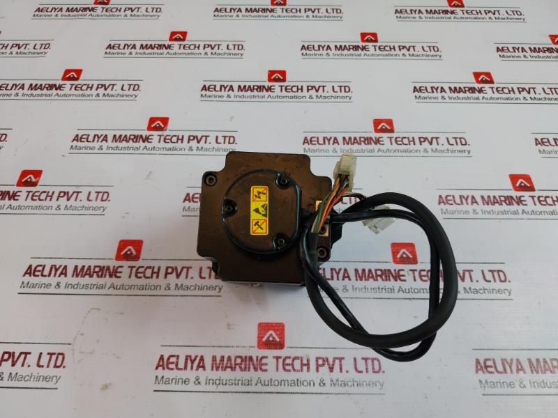 Daihen P30B08010Dbpd3 Robot Ac Servo Motor Wl01495 Ip40 100W Ac200V 1.7A