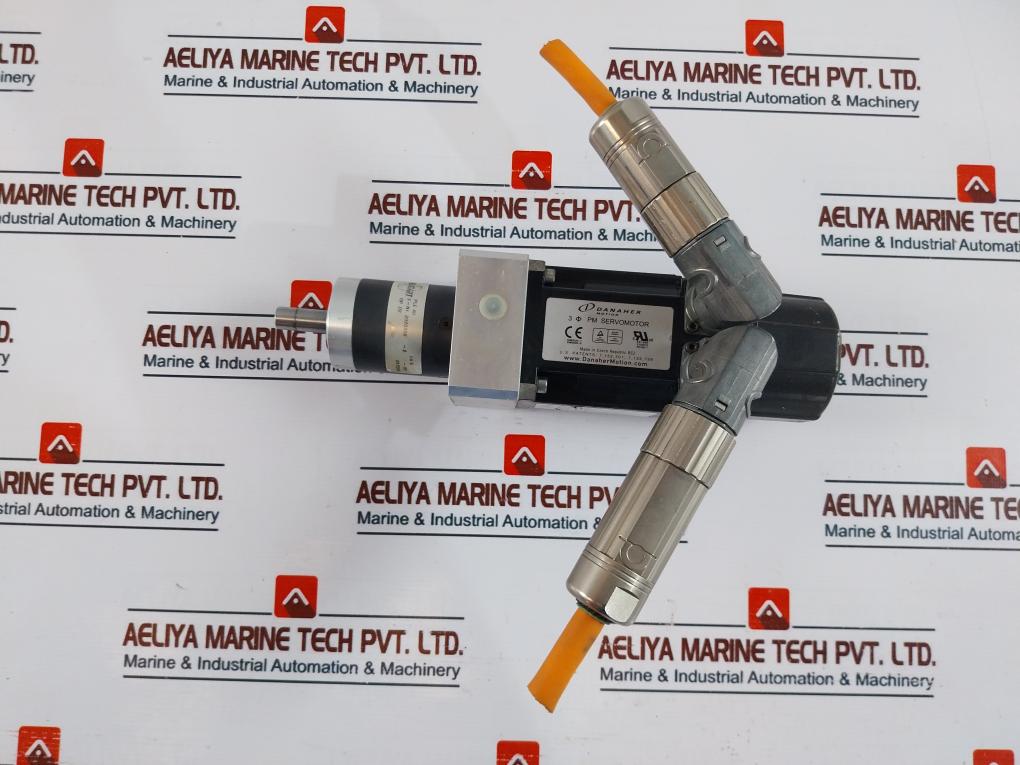 Danaher Motion Akm21C-anb2Db00 3 ɸ Pm Servomotor Class F Ip54