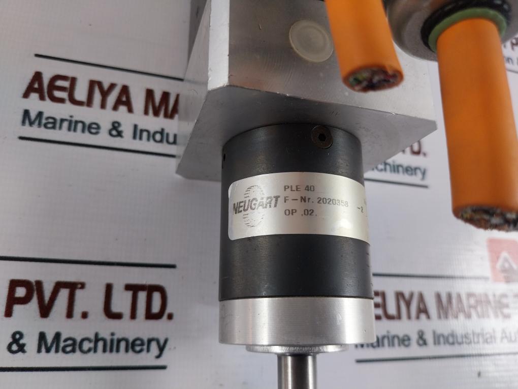 Danaher Motion Akm21C-anb2Db00 3 ɸ Pm Servomotor Class F Ip54