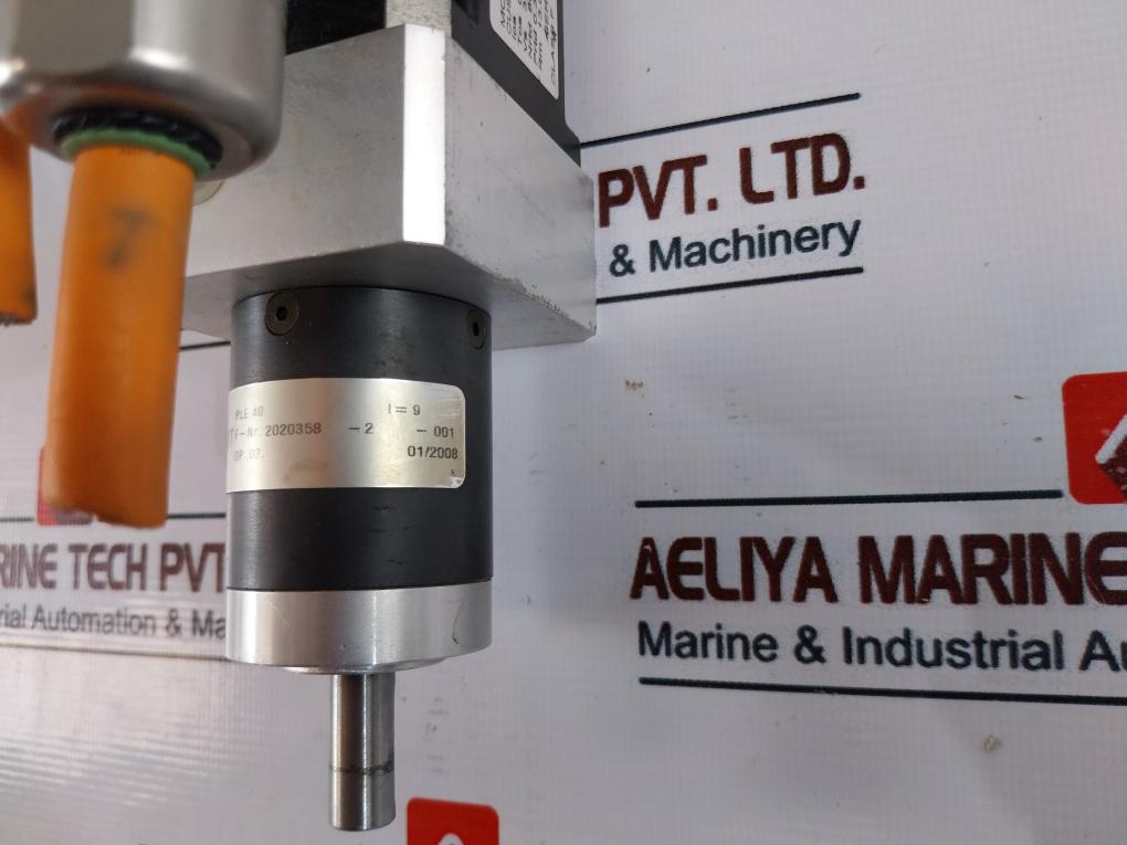 Danaher Motion Akm21C-anb2Db00 3 ɸ Pm Servomotor Class F Ip54