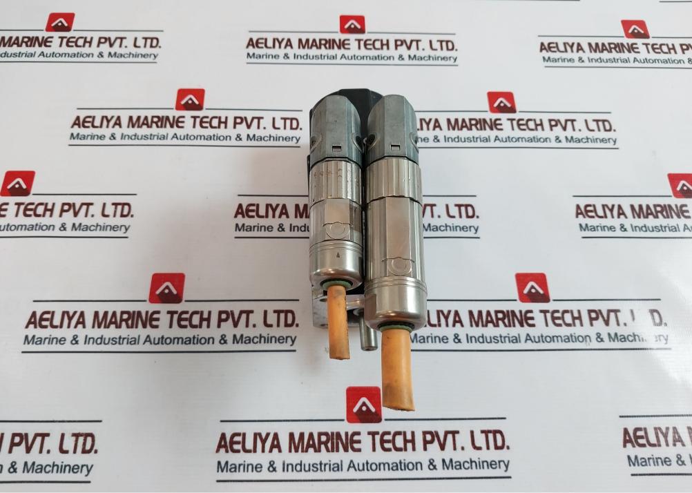 Danaher Motion Akm21C-anb2R-00 3 Φ Pm Servomotor Ip54