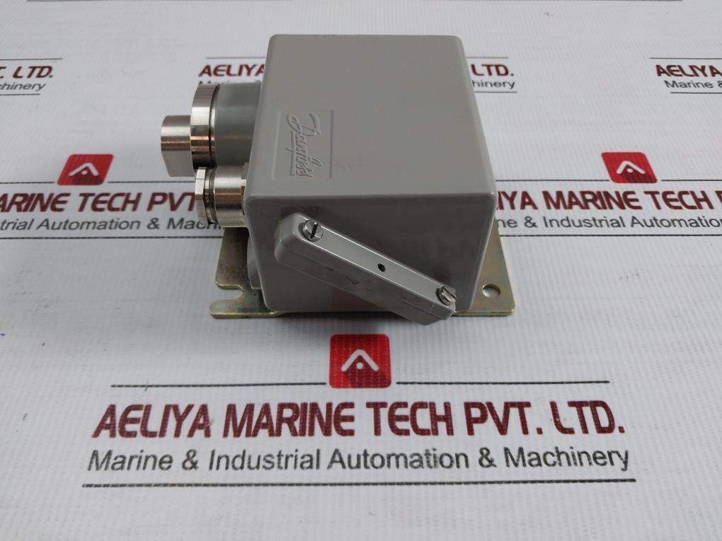 Danfoss-0-1-To-1-0Mpa-15-150Psig-240Vdc-12W-Pressure-Switch-Kps-43-208717-3