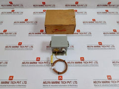 Danfoss-Thermostat-Temperature-Switch-Ip67-220-240-Vdc-50-100-C-KPS-79-060L-3105-210559-1
