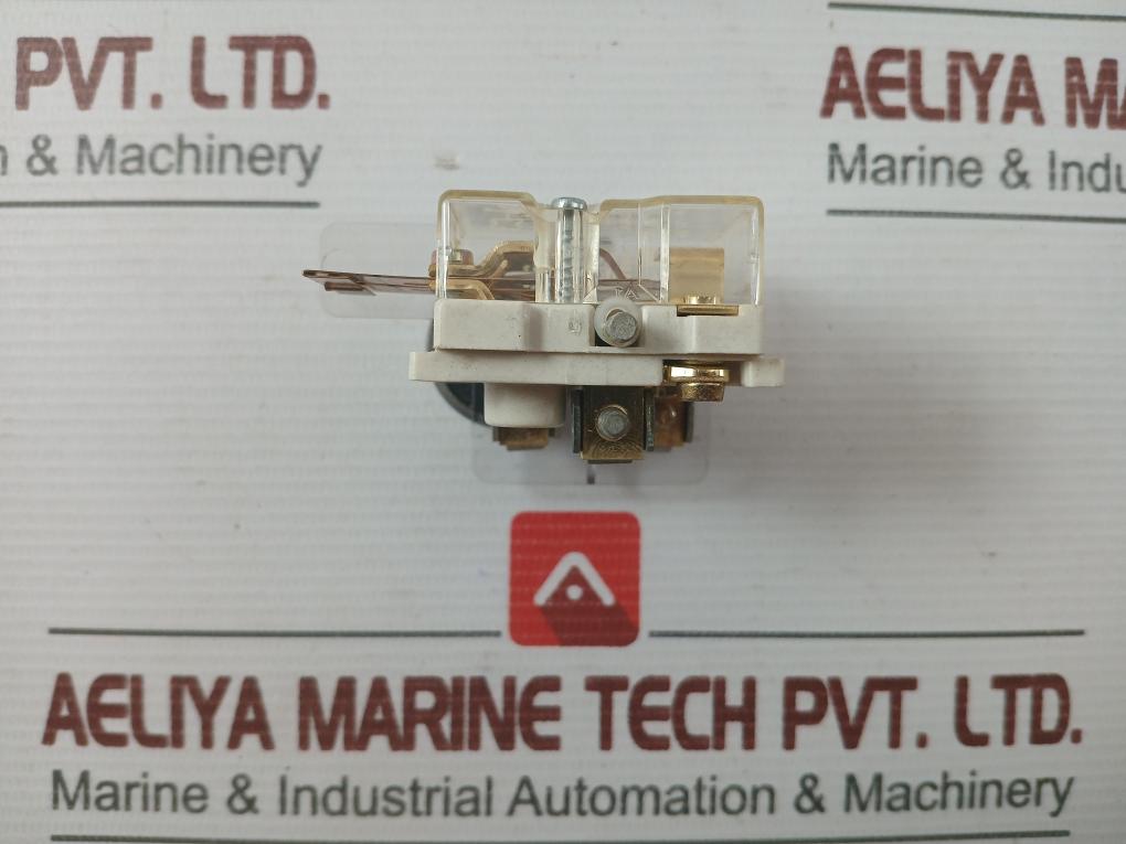 017-4240 Gold Plated Rt Spdt Switch Spare Part 400V~ Danfoss