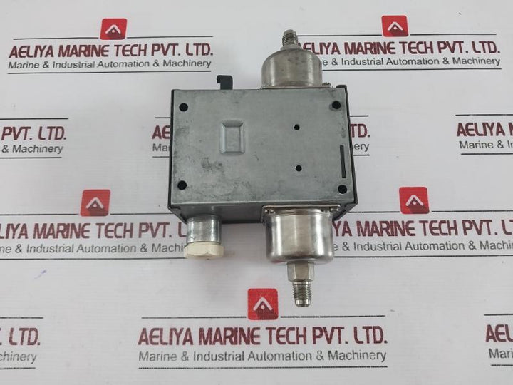Danfoss 060b0171 Mp Differential Pressure Control Type 2a Ac15 250v~, 0.2a Dc13