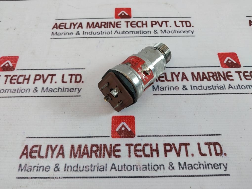 Danfoss 060g1349 Pressure Sensor 0 To 250 Bar 10-30 V Dc Supply&nbsp;
