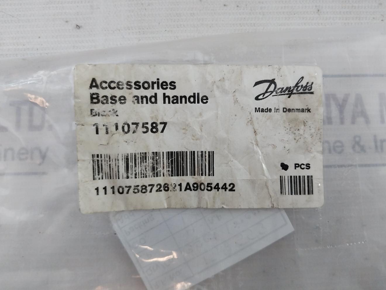 Danfoss 11107587 Base-black Knob-nut Or Lever With Clamp