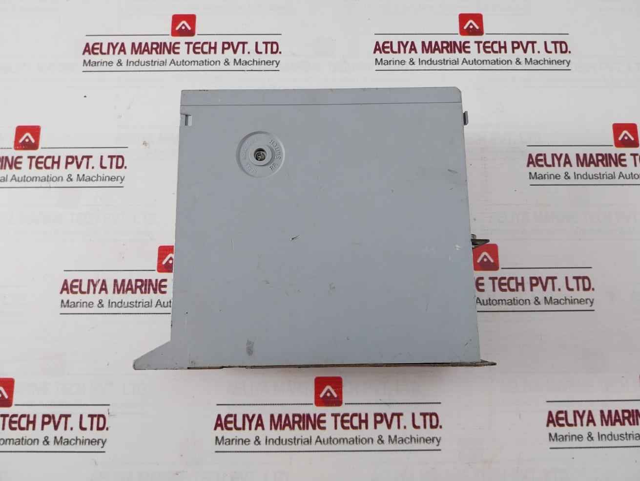 Danfoss 131L9866 Hvac Basic Drive Frequency Inverter 50/60Hz 8.3A (Not Working)