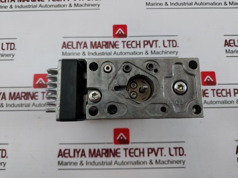 DANFOSS 157B4086 ELECTRONIC ACTUATOR 12VDC 020D8167/020D8162