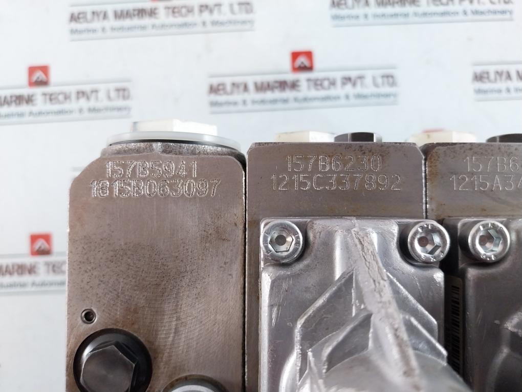 Danfoss 159H8209 Pvg Proportional Valve 157B4033 11-32 Vdc