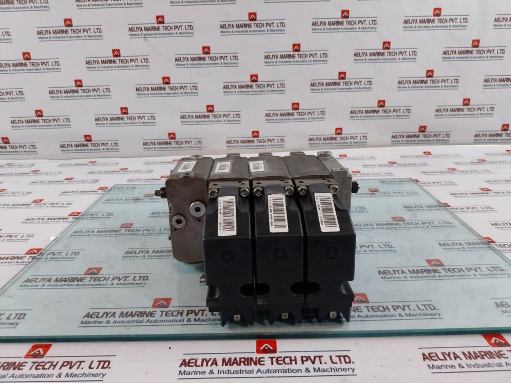 Danfoss 159H8209 Pvg Proportional Valve 157B4033 11-32 Vdc