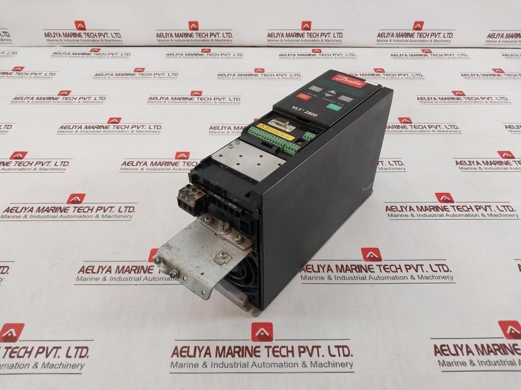 Danfoss 195N1049 Vlt 2800 Drive Controller Model 45°C / 113°F (Not Working)