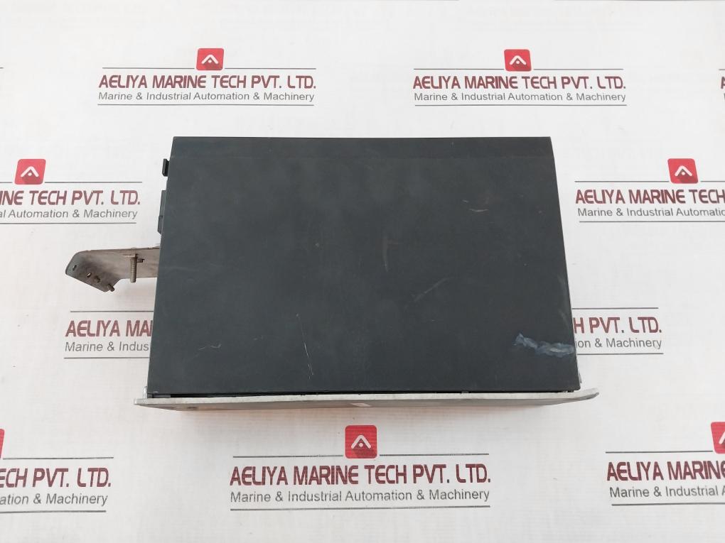 Danfoss 195N1049 Vlt 2800 Drive Controller Model 45°C / 113°F (Not Working)