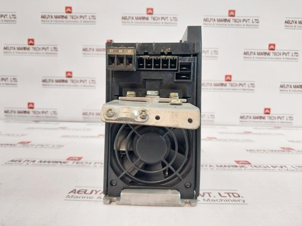 Danfoss 195N1049 Vlt 2800 Drive Controller Model 45°C / 113°F (Not Working)