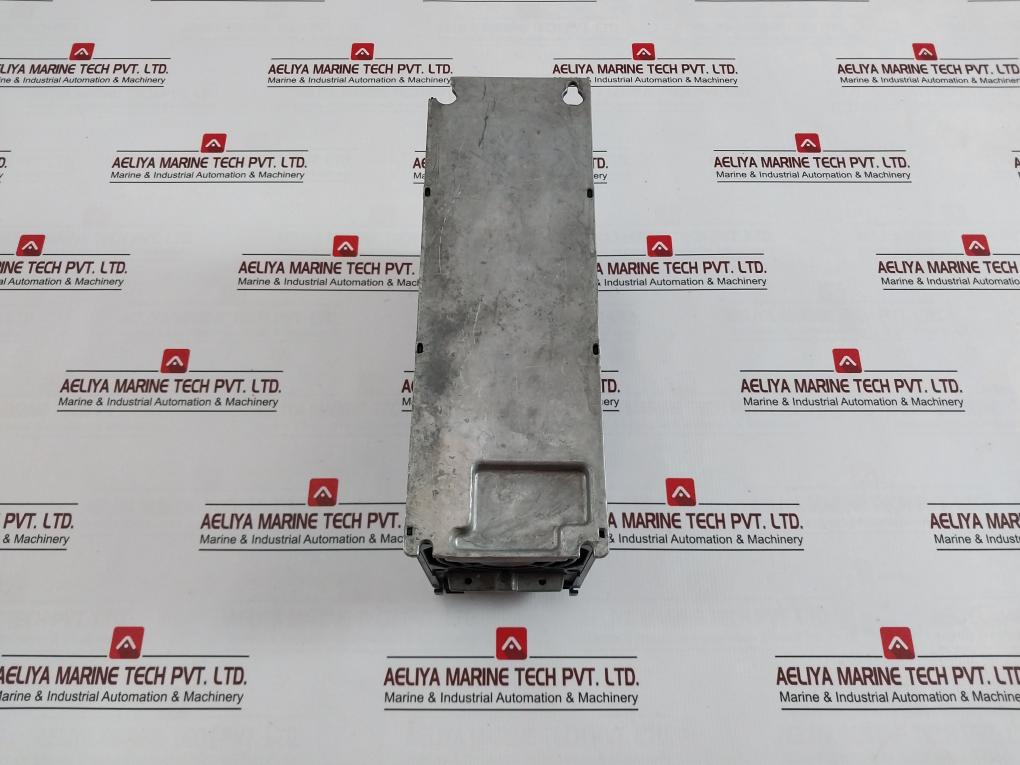 Danfoss 195N1075 Variable Speed Inverter Drive Vlt 2800 3X380-480V 50/60Hz 8.1A