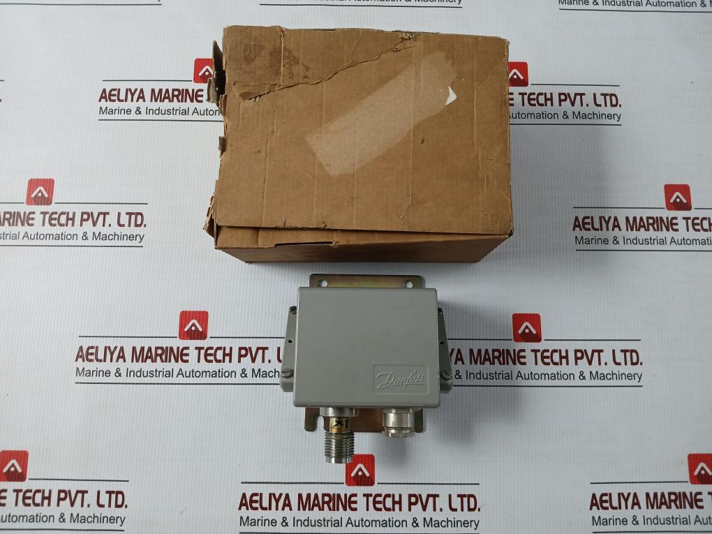 Danfoss 24Vdc,0-250 Bar Pressure Transmitter Emp 2