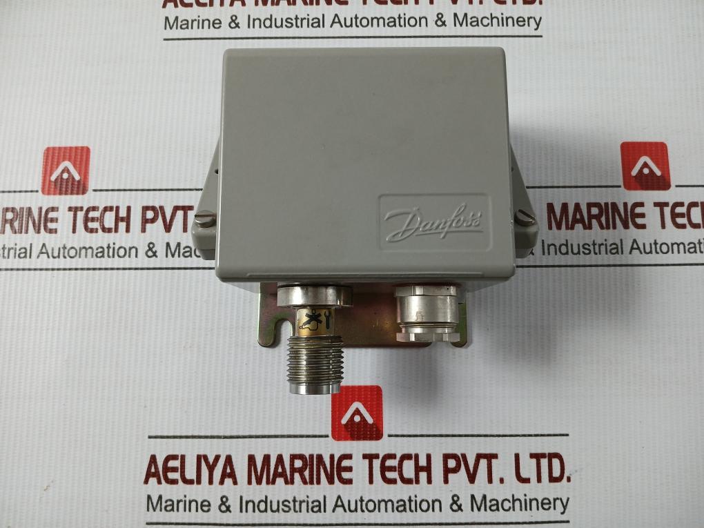 Danfoss 24Vdc,0-250 Bar Pressure Transmitter Emp 2