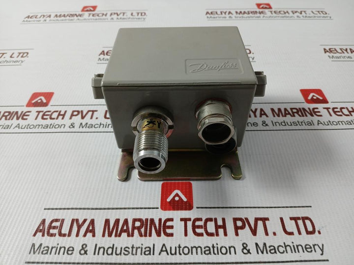 Danfoss 24Vdc,0-250 Bar Pressure Transmitter Emp 2