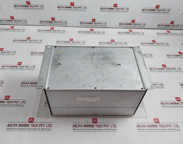 Danfoss 5004 175Z0107 Variable Speed Drive 3X200-240V 50/60Hz 9.5A Tp100