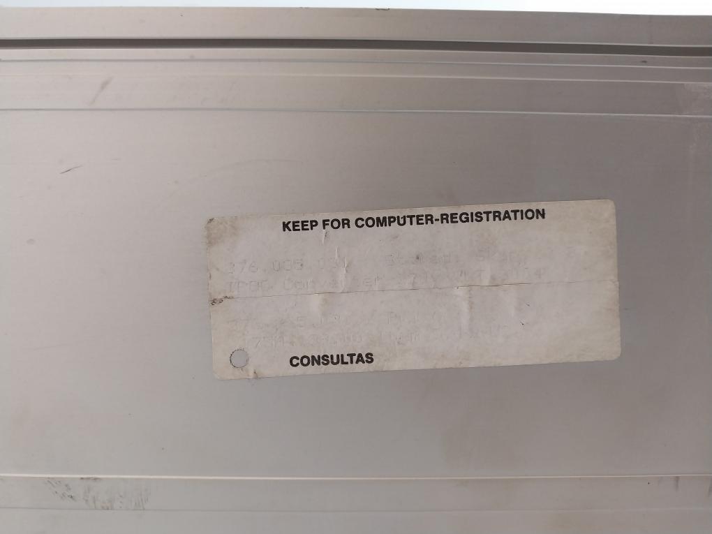 Danfoss 5004 175Z0107 Variable Speed Drive 3X200-240V 50/60Hz 9.5A Tp100