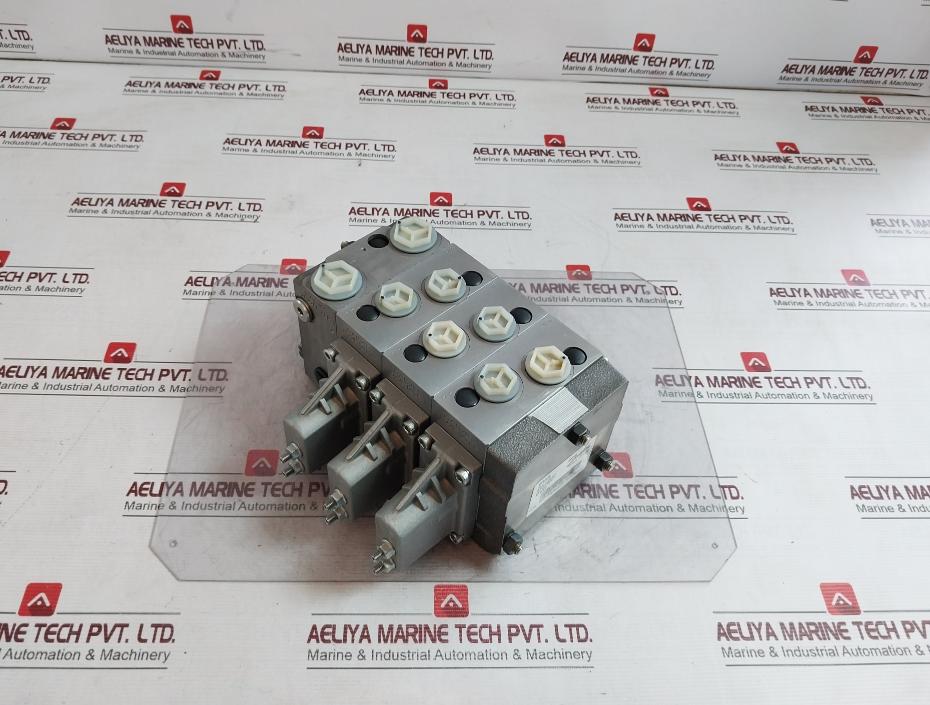 Danfoss 83049201 Complete Manual Sensing Proportional Valve 210Bar 4121H