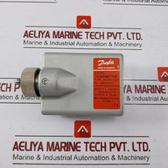 Danfoss Aks41-12b Level Transmitter 24v Ac/dc 4-20ma 100 Bar 084h4162