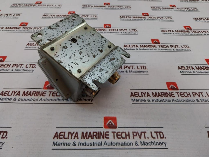 Danfoss Cas 136 Pressure Control Switch 0.1A 250V
