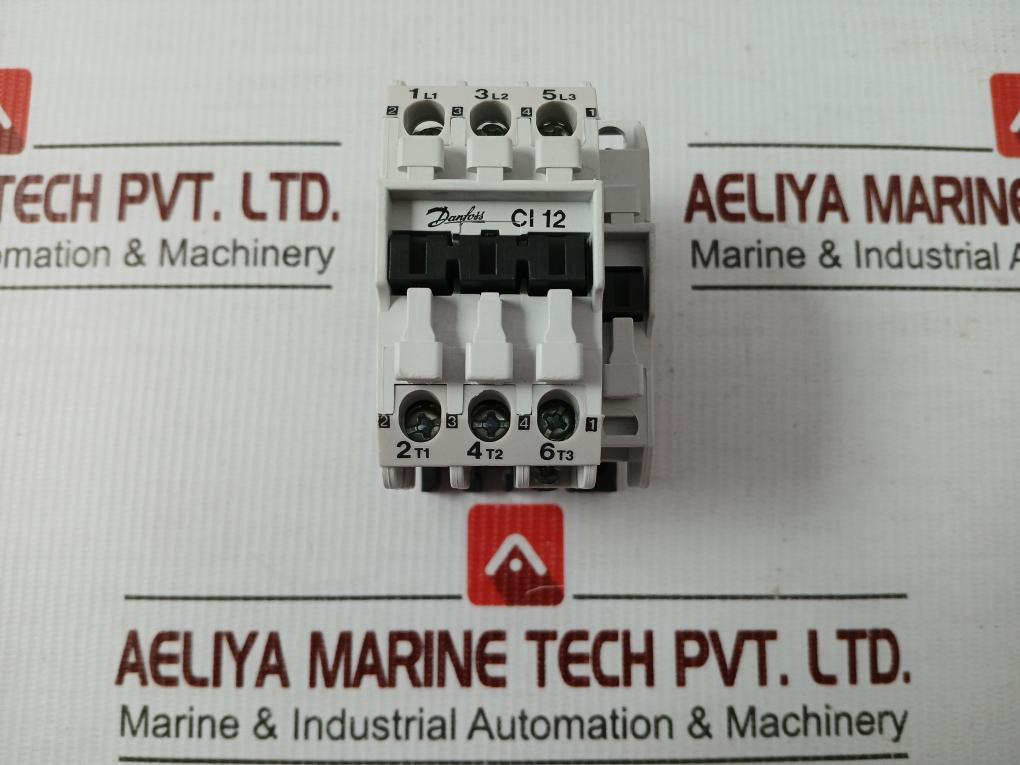 Danfoss 24V/50-60Hz 3-pole Contactor Ci 12