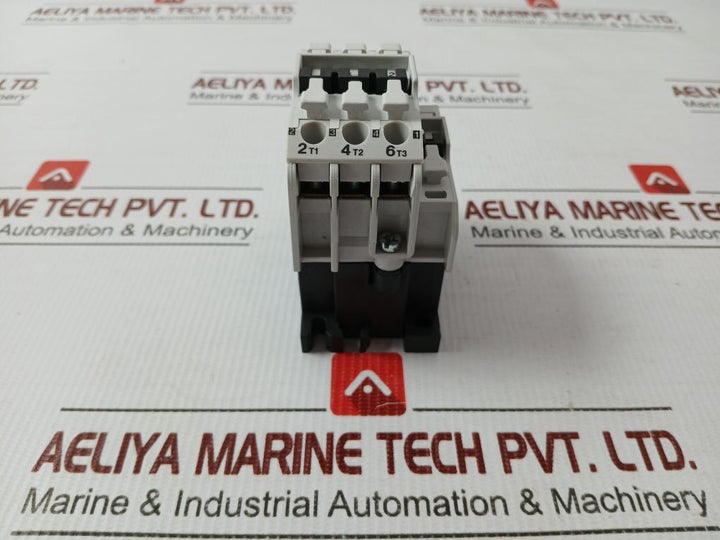 Danfoss 24V/50-60Hz 3-pole Contactor Ci 12
