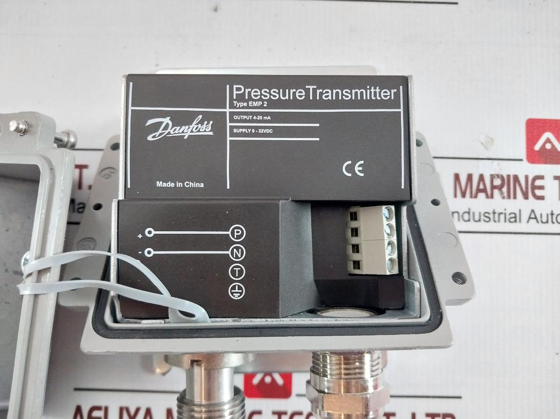 Danfoss Emp 2 Pressure Transmitter 084G2109 0-10 Bar 4-20 Ma 9-32Vdc 60907-02H