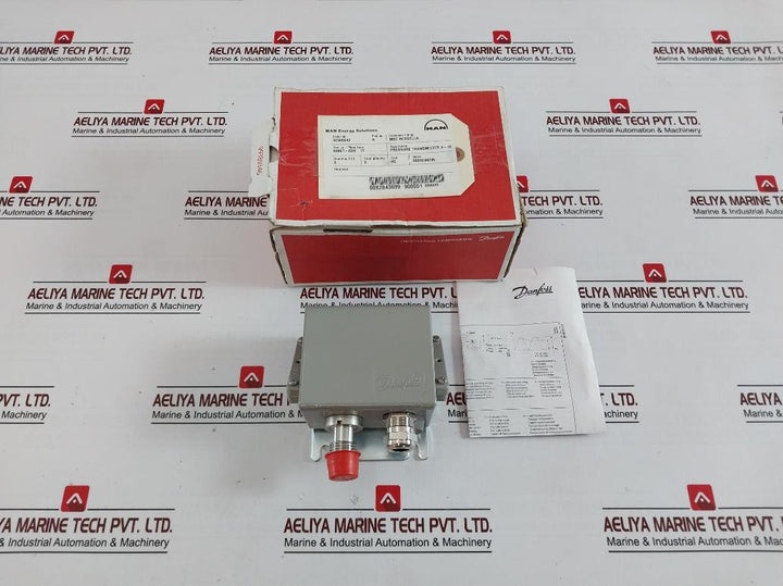 Danfoss Emp 2 Pressure Transmitter 084G2109 0-10 Bar 4-20 Ma 9-32Vdc 60907-02H