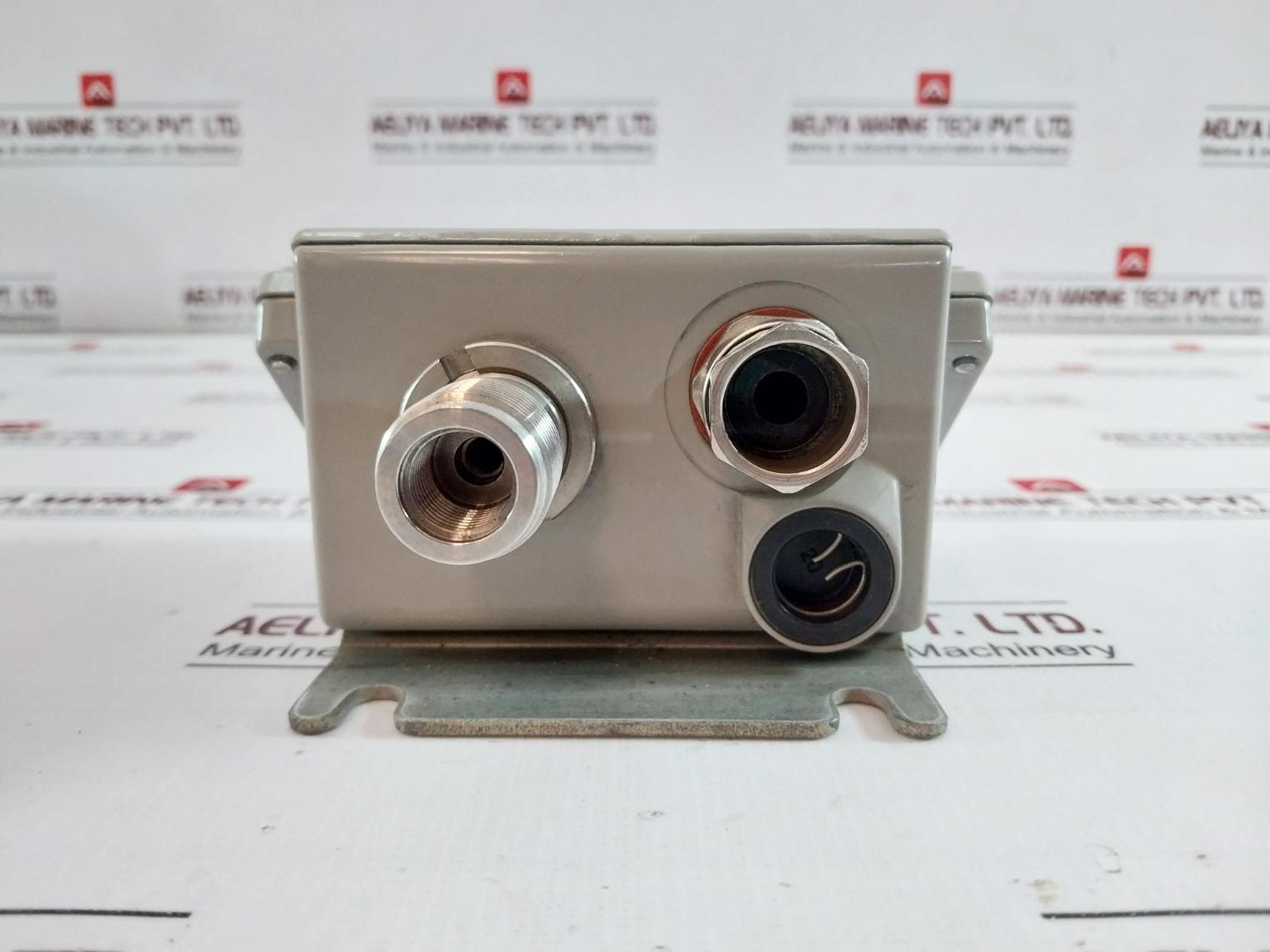 Danfoss Emp 2 Pressure Transmitter 4-20Ma 24Vdc Ip67 0-6Bar 084G2107 3334