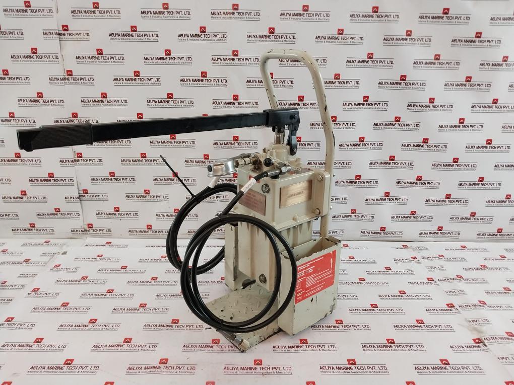 Danfoss H.P 5L-2M Hand Pump 160U5231 En 837-1 2 Meter 200598