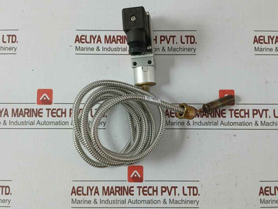 Danfoss Heavy Duty Temperature Control Thermostat Switch 130˚C 2M Part No: Mbc 8100