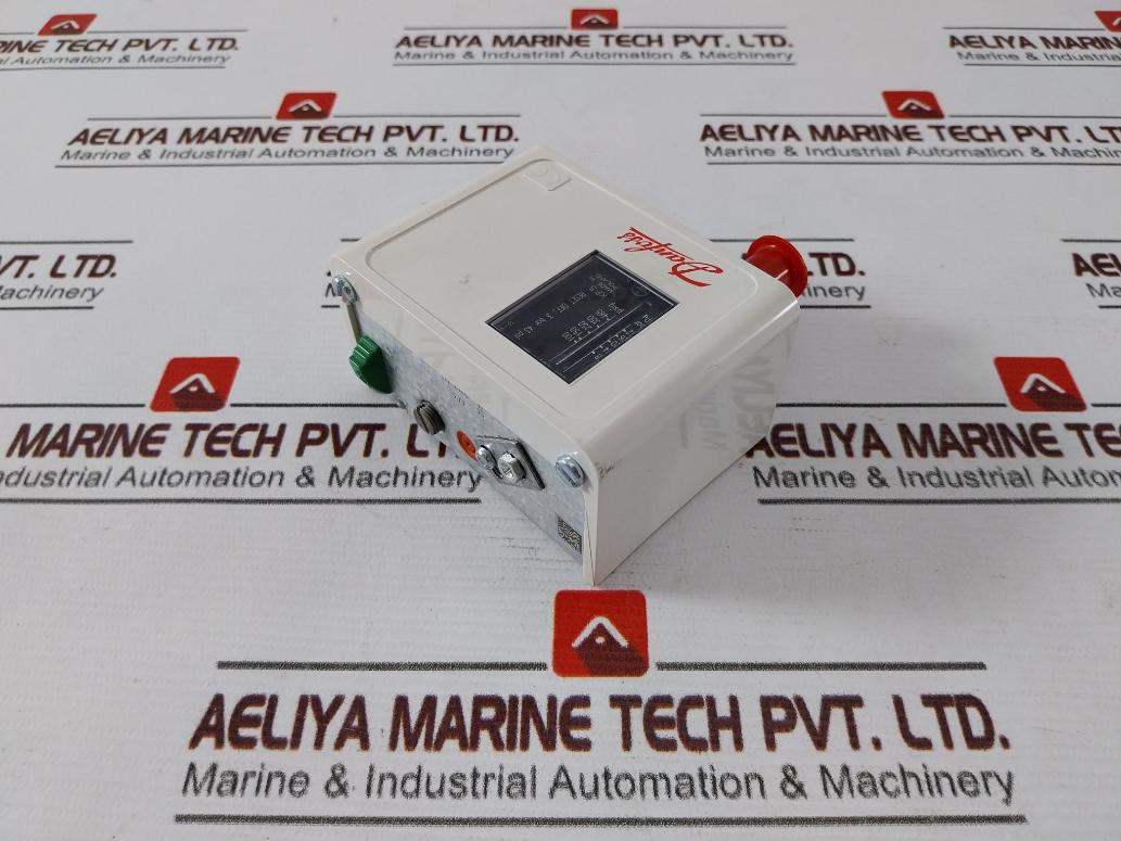 Danfoss Kp5 Pressure Switch 8-32 Bar Pe 100-465 Psig Reset Diff-3 Bar 43 Psi