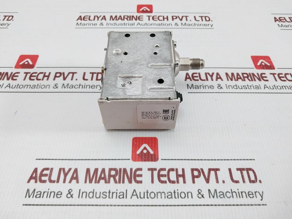 Danfoss Pb 46.5 Bar Pressure Switch Kp6W