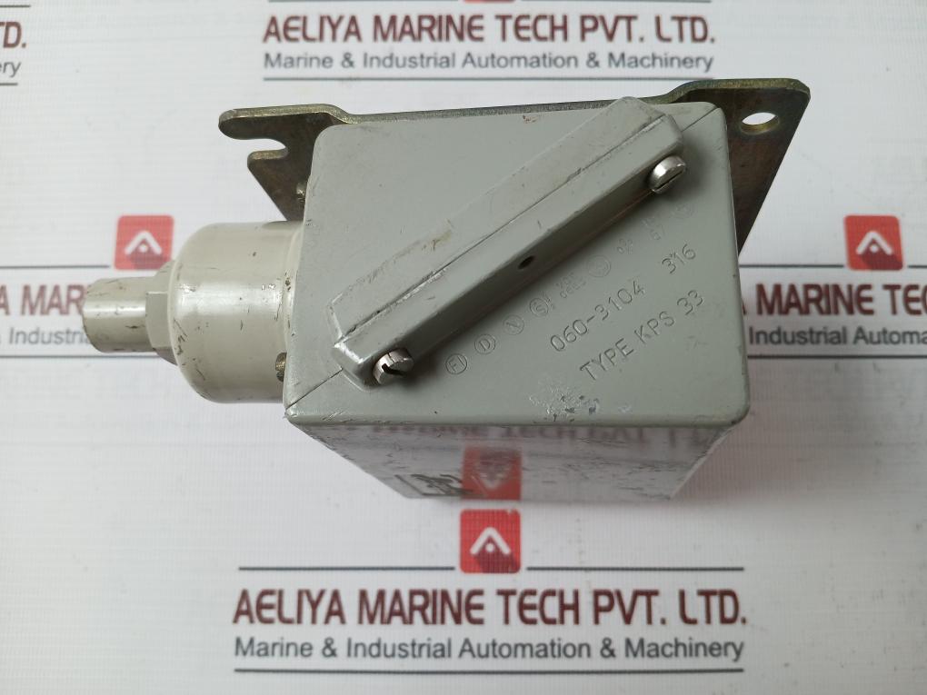 Danfoss Kps 33 Pressure Switch 0-3.5 Bar 10A 440V Ac 240V Dc