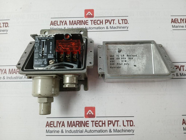 Danfoss Kps 33 Pressure Switch 0-3.5 Bar 10A 440V Ac 240V Dc
