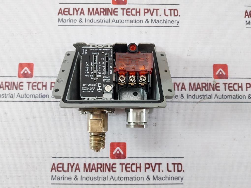 Danfoss Kps 35 Pressure Switch 0-0.8 Mpa 060-3100 12 Bar/175 Psig 240 Va