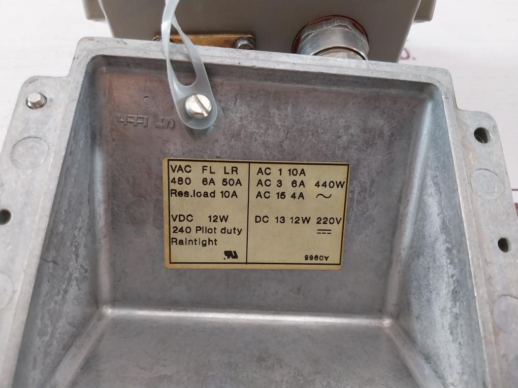 Danfoss Kps 35 Pressure Switch 0-8 Bar 0-120 Psi 060-3100-358