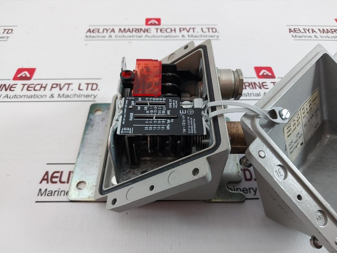 Danfoss Kps 37 Pressure Switch 0.6-1.8 Mpa 90-260 Psig 0.85-2.5 Bar 10-35 Psi