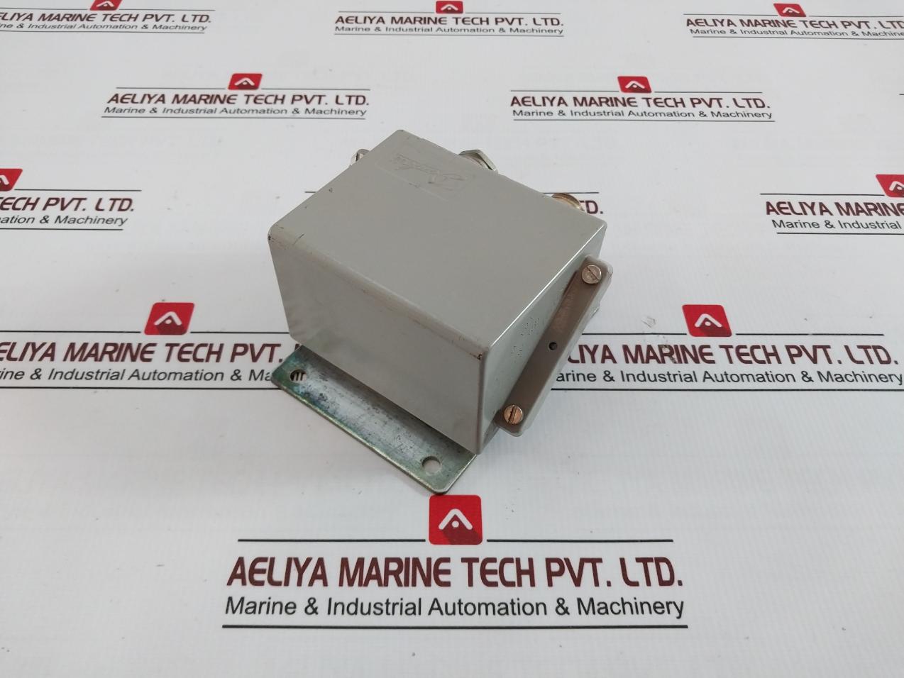 Danfoss Kps 37 Pressure Switch 0.6-1.8 Mpa 90-260 Psig 0.85-2.5 Bar 10-35 Psi