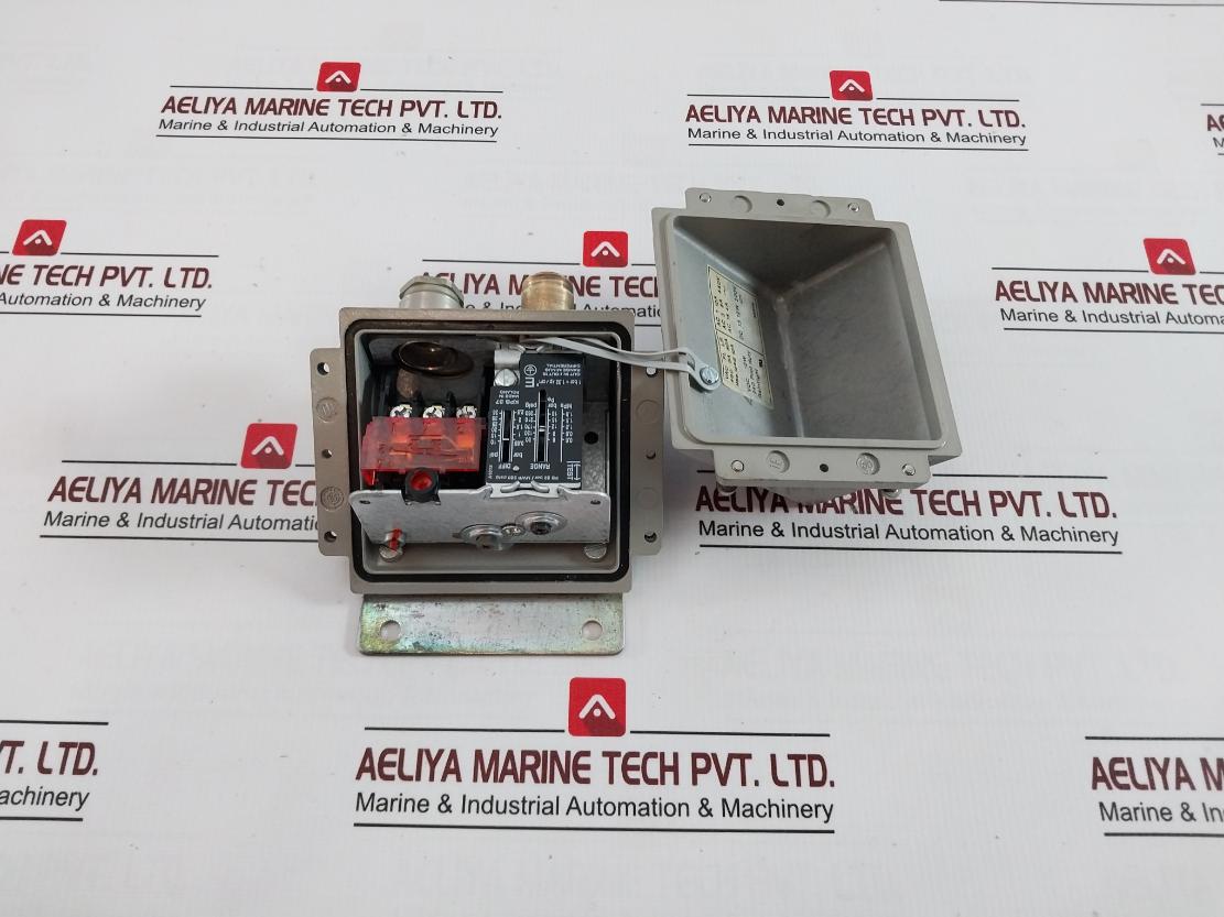 Danfoss Kps 37 Pressure Switch 0.6-1.8 Mpa 90-260 Psig 0.85-2.5 Bar 10-35 Psi