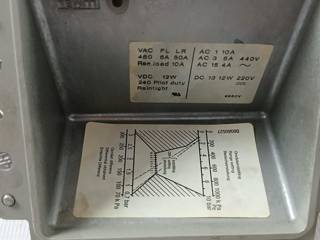 Danfoss Kps 43 Pressure Switch 0.1-1.0 Mpa 15-150 Psig 1.02 Kp/Cm2 480Vac 12W