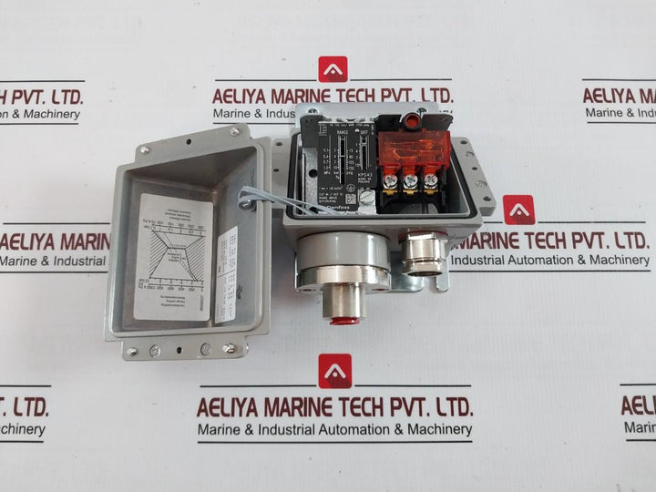 Danfoss Kps 43 Pressure Switch 1.02 Kp/Cm2 0.1-1.0 Mpa Mwp 1750 Psig 240Vdc 12W