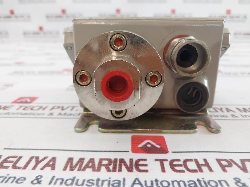 Danfoss KPS 45 060-3121 Pressure Switch